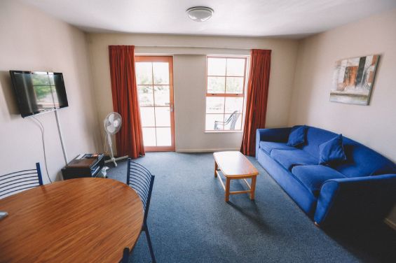 2-Bedroom Unit lounge